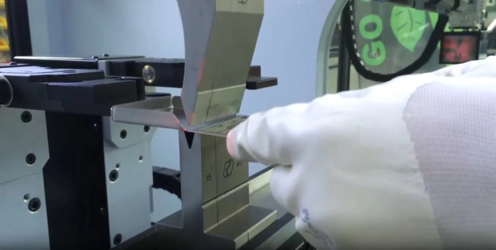 Comment choisir le bon processus de pliage pour votre projet de fabrication m&eacute;tallique personnalis&eacute;