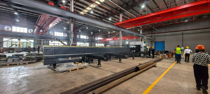 Machine de découpe de tubes laser chez Hehua Machinery Technology Kunshan